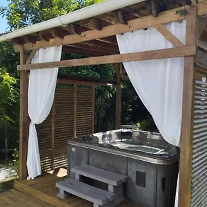 Appartement Bas De Dumont T3 Calme Avec Jacuzzi, Le Gosier (Grande-Terre)